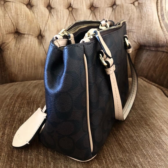 Coach signature mini surrey carryall - Picture 3 of 9